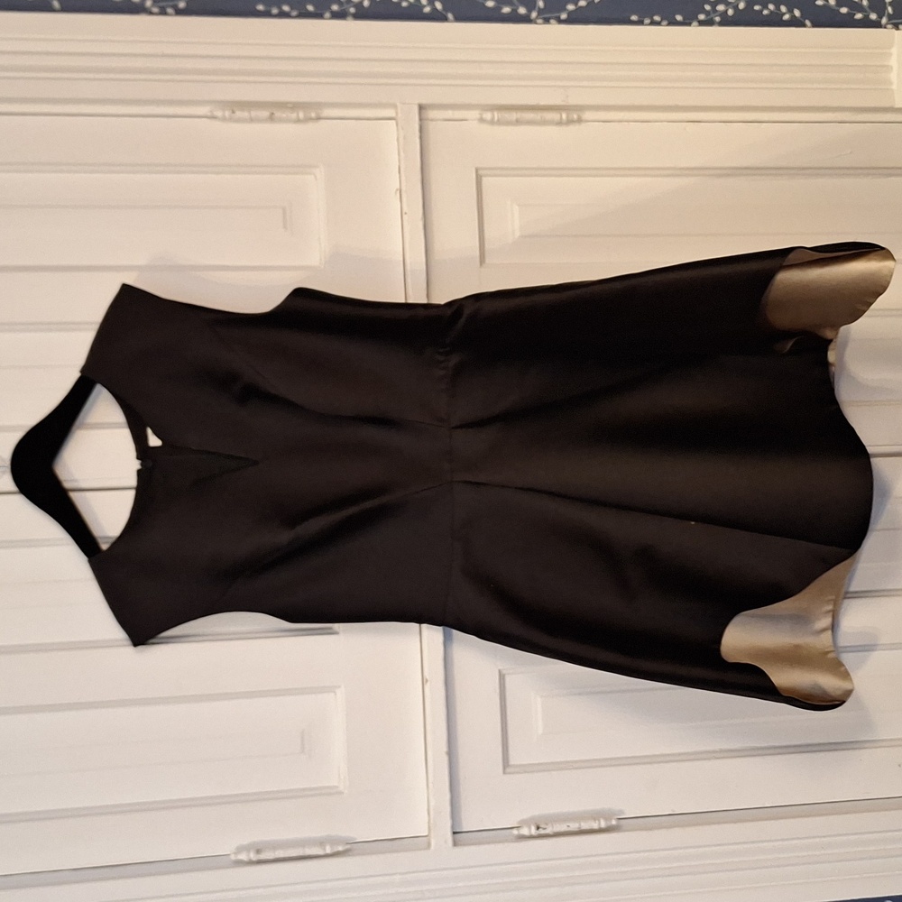 HALSTON Retro Black Dress